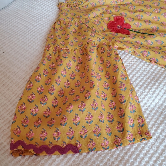 NWT Oh My Stars Floral Abigail Embroidered Top - Picture 4 of 8